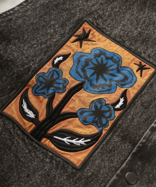 VOLCOM（ボルコム）の「【VOLCOM/ボルコム】BOB MOLLEMA コラボ デザイン プリント リブラインスタジャン/カットスタジアムジャンパー/バックプリント（スタジャン・メンズ・ブラック・M/L/XL）」の10枚目の写真