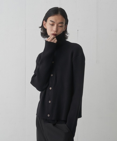 FEKETE(フェケテ)の「HI-NECK RIB KNIT CARDIGAN / ハイネックリブニットカーディガン(カーディガン/ボレロ・メンズ・グレー/ブラック・MEDIUM/LARGE)」の13枚目の写真