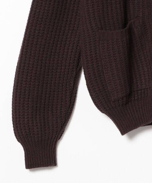 BEAMS F(ビームスエフ)の「BIBLIOTHECA × BEAMS F / 別注 ウールカシミヤ Vネック カーディガン(カーディガン/ボレロ・メンズ・レッド系その他7/ブラック・MEDIUM/SMALL/X-SMALL)」の8枚目の写真