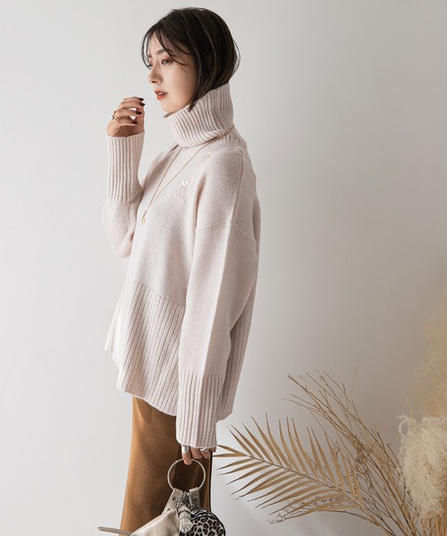 rectangle（レクタングル）の「２WAYショルダーボタンタートルニット（ニット/セーター・レディース・サンドベージュ/ブラック・FREE）」の9枚目の写真