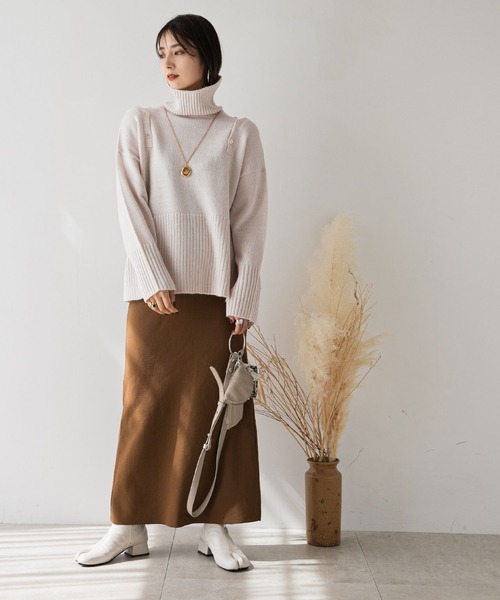 rectangle（レクタングル）の「２WAYショルダーボタンタートルニット（ニット/セーター・レディース・サンドベージュ/ブラック・FREE）」の11枚目の写真