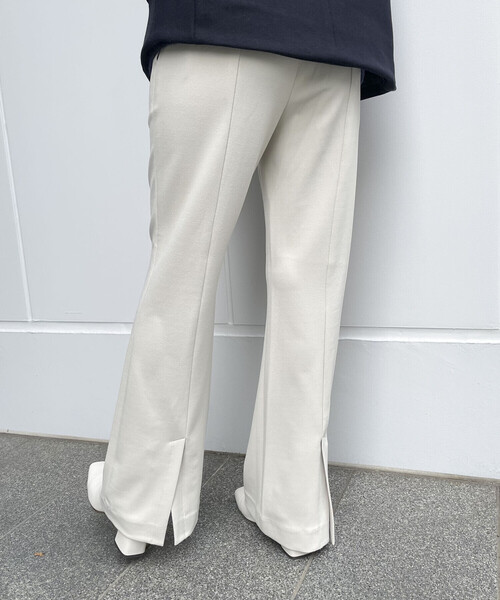 COMME CA ISM（コムサイズム）の「フレアパンツ（その他パンツ・レディース・レンガ/ブラック/グレイッシュベージュ・MEDIUM/SMALL/LARGE/X-LARGE/X-SMALL）」の6枚目の写真