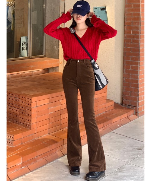 LAFFMO(ラフモ)の「コーデュロイフレアパンツ(その他パンツ・レディース・ピンク/ブラウン/ネイビー・MEDIUM/LARGE)」の17枚目の写真