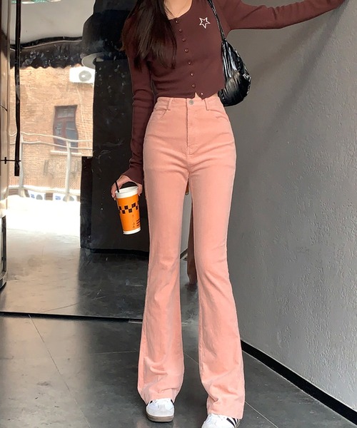 LAFFMO(ラフモ)の「コーデュロイフレアパンツ(その他パンツ・レディース・ピンク/ブラウン/ネイビー・MEDIUM/LARGE)」の9枚目の写真