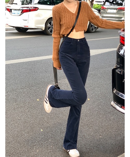 LAFFMO(ラフモ)の「コーデュロイフレアパンツ(その他パンツ・レディース・ピンク/ブラウン/ネイビー・MEDIUM/LARGE)」の13枚目の写真