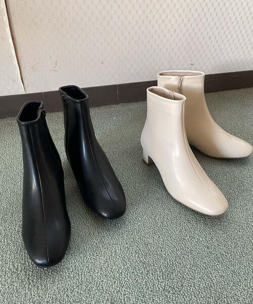 URBAN RESEARCH DOORS(アーバンリサーチドアーズ)の「ラウンドトゥブーツ(ブーツ・レディース・ブラック/ベージュ系その他・36/37/38)」の8枚目の写真