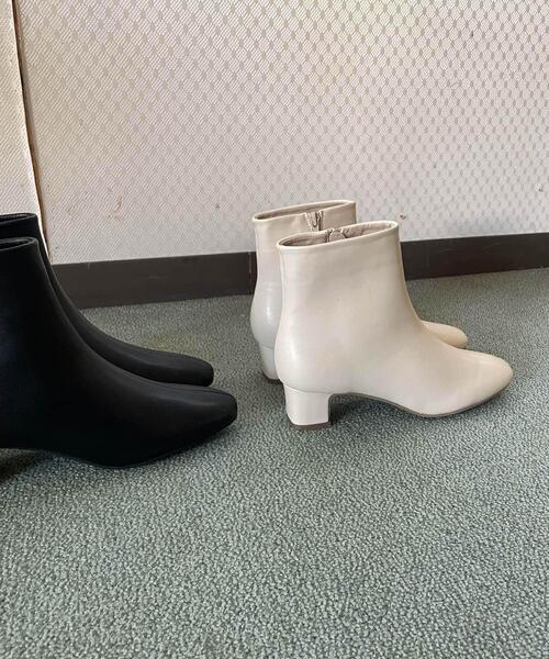 URBAN RESEARCH DOORS(アーバンリサーチドアーズ)の「ラウンドトゥブーツ(ブーツ・レディース・ブラック/ベージュ系その他・36/37/38)」の9枚目の写真