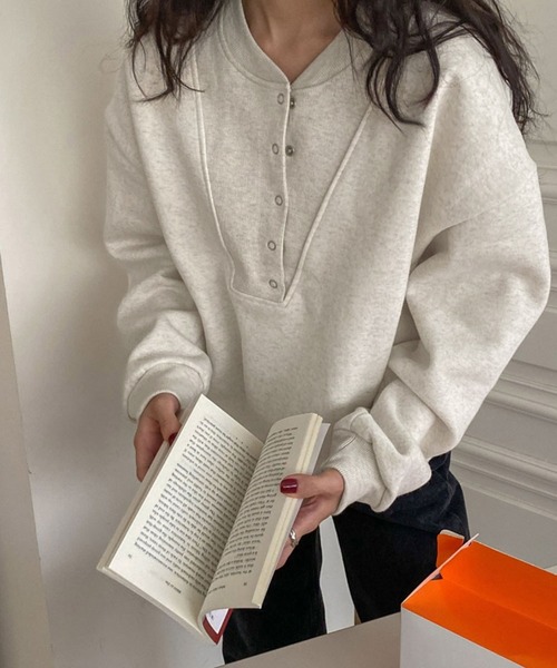 Dita Muaj.（ディータムアージュ）の「ハーフボタンスウェット（スウェット・レディース・アイボリー・FREE）」の2枚目の写真