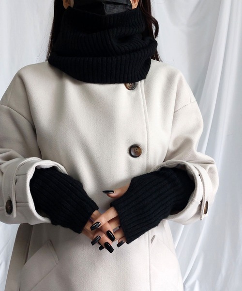 me+em select（ミームセレクト）の「【 セットアイテム 】リブニットネックウォーマー×アームウォーマー  ２点セット（アームカバー・レディース・ベージュ/ブラック/アイボリー・FREE）」の4枚目の写真