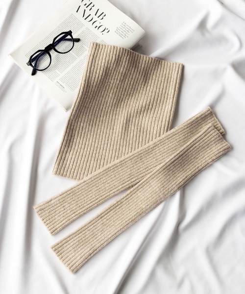 me+em select（ミームセレクト）の「【 セットアイテム 】リブニットネックウォーマー×アームウォーマー  ２点セット（アームカバー・レディース・ベージュ/ブラック/アイボリー・FREE）」の19枚目の写真