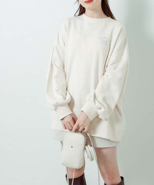 OLIVE des OLIVE（オリーブデオリーブ）の「【WEB限定カラー有】バックプリントチュニックスウェット（スウェット・レディース・ミント/オートミール/ホワイト/ピンク/オフホワイト・FREE）」の17枚目の写真