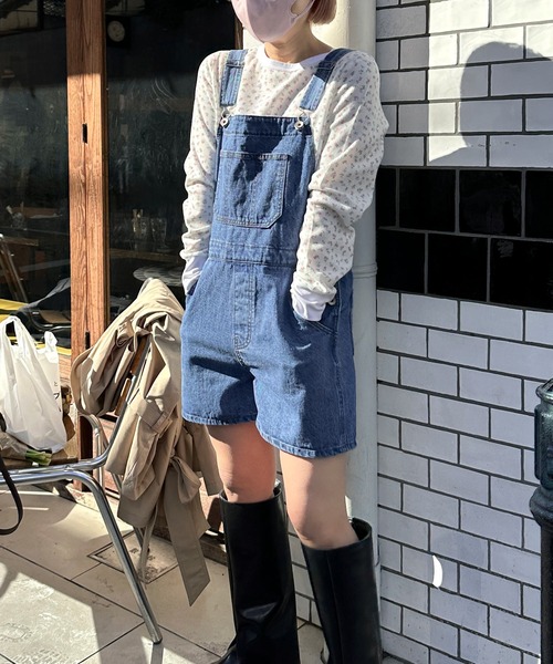 w closet(ダブルクローゼット)の「【Alley】デニムプリントミニサロペット(サロペット/オーバーオール・レディース・サックスブルー/ブルー・FREE)」の9枚目の写真