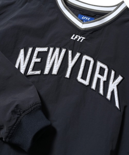 LFYT（エルエフワイティー）の「LFYT ラファイエット [Lafayette] - ナイロン Vネック ウィンドブレーカー プルオーバー [NYLON V-NECK WIND SHIRT]（ナイロンジャケット・メンズ・ベージュ/ネイビー/ブラック・X-LARGE/XX-LARGE/LARGE/MEDIUM）」の20枚目の写真