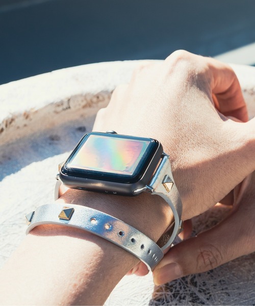 zandy(ズィーアンドワイ)の「zandy /ズィー・アンド・ワイ Apple Watch バンド スタッズ 二重巻き PUレザー ダブルループ アップルウォッチベルト ユニセックス【スタッズ二重巻バンド】//// leather4(デジタル腕時計・メンズ・ブラック×シルバー/シルバー/ベージュ/ブラック×ゴールド/ピンク/グリーン・S/M)」の17枚目の写真