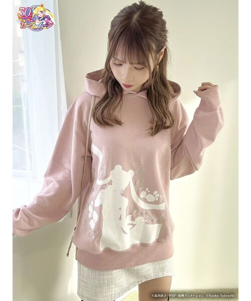 dazzlin（ダズリン）の「【セーラームーン】ランダムポイントアートフーディ（パーカー・レディース・ピンク/オフホワイト/パープル・FREE）」の11枚目の写真