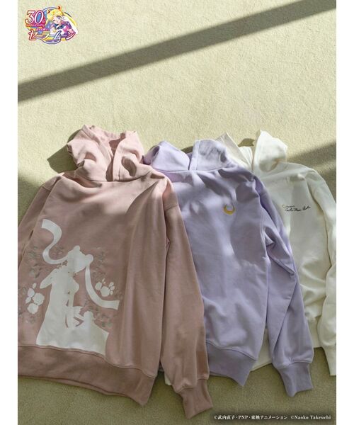 dazzlin（ダズリン）の「【セーラームーン】ランダムポイントアートフーディ（パーカー・レディース・ピンク/オフホワイト/パープル・FREE）」の22枚目の写真