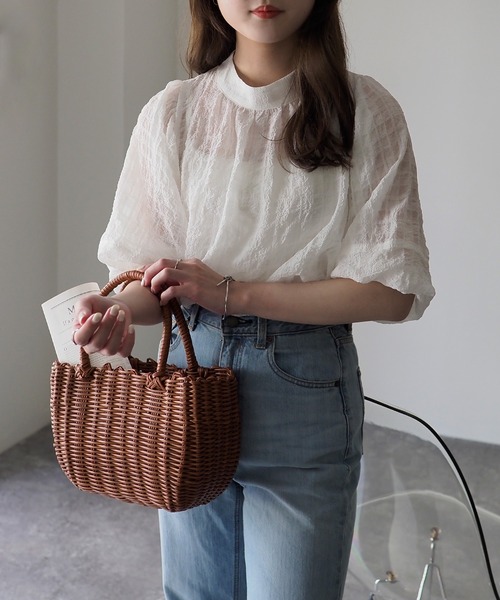 Riberry(リベリー)の「シアーチェックボリューム袖ブラウス(シャツ/ブラウス・レディース・ネイビー/オフホワイト・MEDIUM)」の15枚目の写真