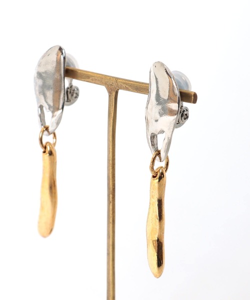 ADER(アデル)の「ADER / FRAGMENT double motif earring(ダブルモチーフイヤリング)(イヤリング・レディース・その他・FREE)」の6枚目の写真