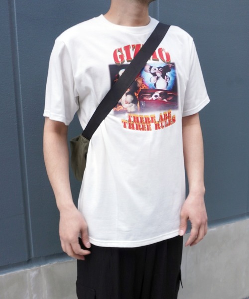 almo（アルモ）の「GIZMOプリントユニセックスBIGTシャツ/プリントTシャツ(RO)（Tシャツ/カットソー・レディース・オフホワイト/ブラック・FREE）」の18枚目の写真