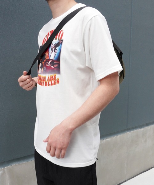 almo（アルモ）の「GIZMOプリントユニセックスBIGTシャツ/プリントTシャツ(RO)（Tシャツ/カットソー・レディース・オフホワイト/ブラック・FREE）」の21枚目の写真