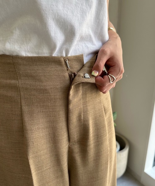 DouDou（ドゥドゥ）の「【WEB限定】カーブパンツ（チノパンツ・レディース・ブラック/キャメル・FREE）」の9枚目の写真