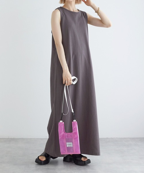w closet（ダブルクローゼット）の「バックオープンワンピース