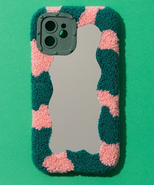 emonique（エモニーク）の「もこもこミラー iPhone スマホケース カバー 【11/12/13/14/14pro対応】（スマホケース/カバー・レディース・ブラック×ホワイト/パープル系その他/ピンク系その他・B/C/D/E/F）」の17枚目の写真