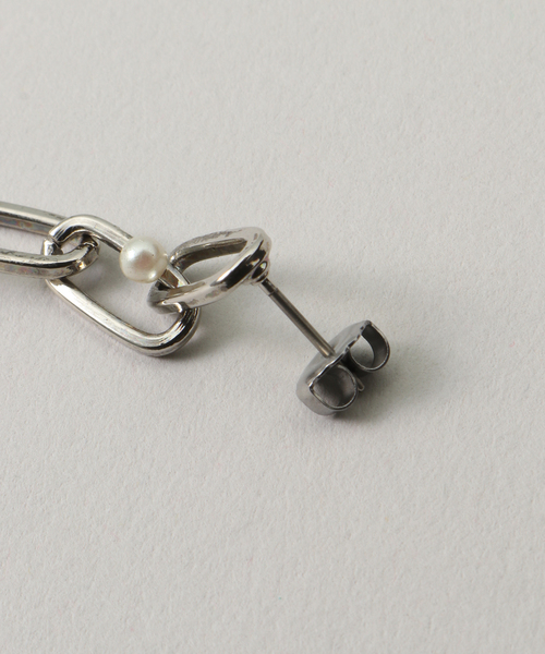La TOTALITE（ラトータリテ）の「【Junco Paris/ジュンコパリ】Chain*Pearl Pierce（ピアス（両耳用）・レディース・シルバー・FREE）」の5枚目の写真