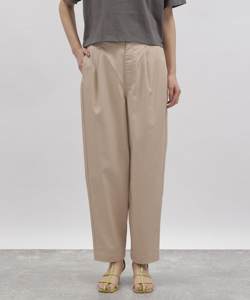 LAKOLE（ラコレ）の「カービーパンツ / 704919（チノパンツ・レディース・カーキ/ブラック/ベージュ・SMALL/MEDIUM）」の4枚目の写真