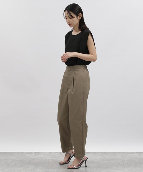 LAKOLE（ラコレ）の「カービーパンツ / 704919（チノパンツ・レディース・カーキ/ブラック/ベージュ・SMALL/MEDIUM）」の6枚目の写真