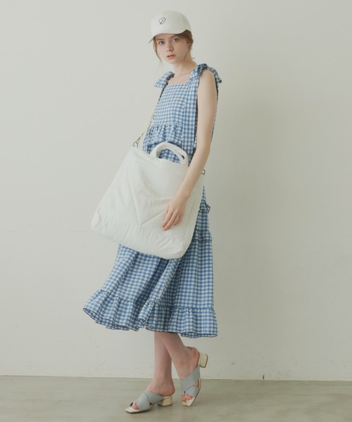 idem（イデム）の「padded big shoulder bag/中綿キルティングショルダーバッグ（トートバッグ・レディース・オフホワイト/ブルー/ブラック・FREE）」の22枚目の写真