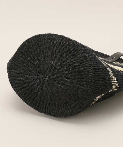 B.C STOCK（ベーセーストック）の「【AFRICAN SQUARE/アフリカンスクエア】 サイザルガラバスケット（かごバッグ・レディース・ブラック・FREE）」の8枚目の写真