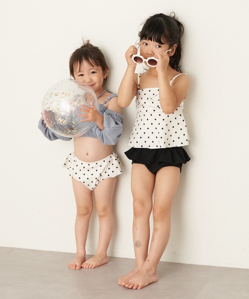 Chico（チコ）の「【WEB限定/水着/ショーツ単品】Kids ウエストシャーリングショーツ（水着・キッズ・ホワイト系その他2/イエロー系その他2/ブラック/ホワイト系その他3・110/130）」の16枚目の写真