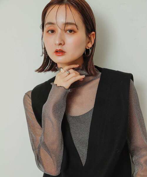 SENSE OF PLACE by URBAN RESEARCH（センスオブプレイスバイアーバンリサーチ）の「ラメシアーハイネックトップ（Tシャツ/カットソー・レディース・ライトベージュ/チャコールグレー/グリーン・ONE）」の12枚目の写真