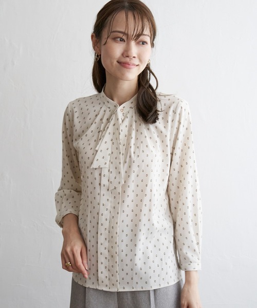 IKKA LOUNGE(イッカラウンジ)の「ランダムタイブラウス(シャツ/ブラウス・レディース・オフホワイト/ネイビー/ベージュ・M/L)」の10枚目の写真