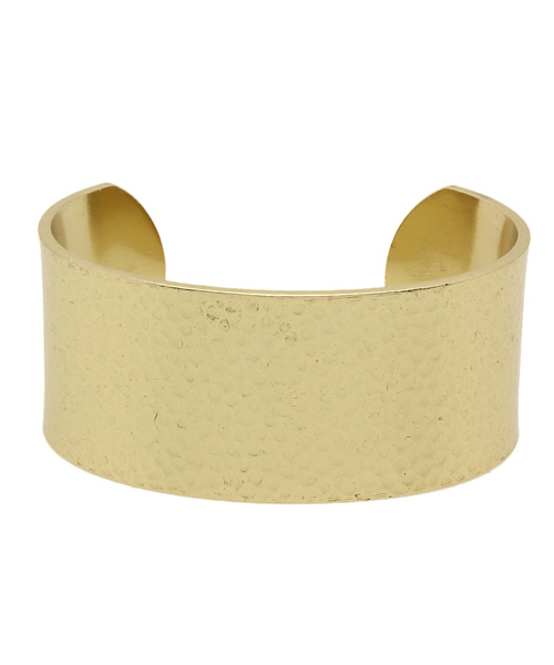 FREDY&GLOSTER(フレディアンドグロスター)の「DIARGE×FREDY&GLOSTER 極太打ち出しバングル(バングル/リストバンド・メンズ・シルバー/ゴールド・FREE)」の2枚目の写真