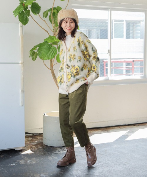 niko and...（ニコアンド）の「ストレッチカルゼテーパードパンツ（その他パンツ・レディース・オフホワイト/カーキ/ブルー/ブラック・MEDIUM/LARGE）」の10枚目の写真