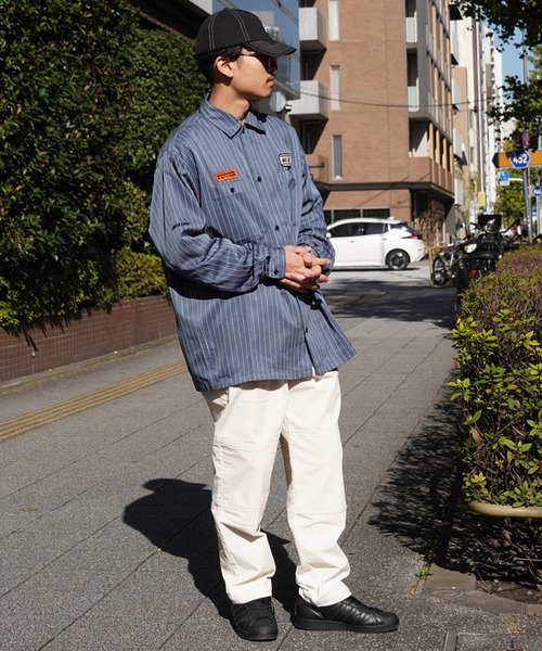 SANTA CRUZ(サンタクルーズ)の「【ムラサキスポーツ限定】SANTACRUZ/サンタクルーズ 長袖シャツ ワークシャツ ストライプ柄 502241202(シャツ/ブラウス・メンズ・ライトベージュ/グレイッシュブルー・L/XL/M)」の22枚目の写真