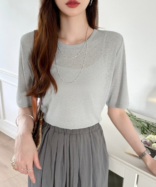 COCOMOMO(ココモモ)の「ロングシーズン使える スラブシアートップス カットソー 長袖 シアートップス シアーロンT レイヤードトップス シアーインナー スラブ シアー トップス UV対策 春服 夏服 秋服(Tシャツ/カットソー・レディース・ホワイト/ピンク/ライトグレー/ホワイト系その他/ミント/ブルー系その他/スカイブルー/オリーブ/ブラック/ピンク系その他/グレー系その他/ブラック系その他/ダークグレー/オレンジ系その他/チェリーピンク/ブラウン系その他/ブラウン系/ライトブルー/ベージュ系その他/ライトグレー系/ピンク系/パープル系その他/シルバーグレー/ブラウン/ブルー系/ベージュ/パープル/モカ/オレンジ・L/M/S)」の10枚目の写真