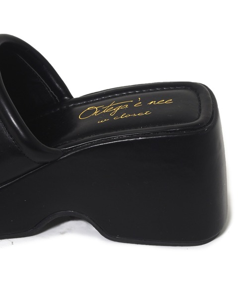 w closet（ダブルクローゼット）の「厚底ミュールサンダル（サンダル・レディース・ピンク/オフホワイト/ブラック・M/L）」の4枚目の写真