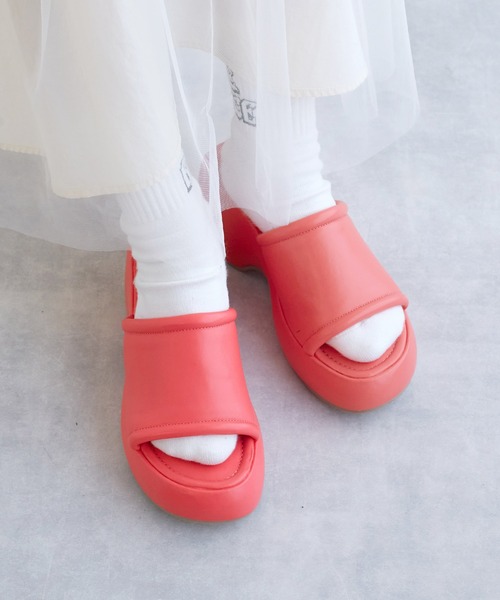 w closet（ダブルクローゼット）の「厚底ミュールサンダル（サンダル・レディース・ピンク/オフホワイト/ブラック・M/L）」の13枚目の写真