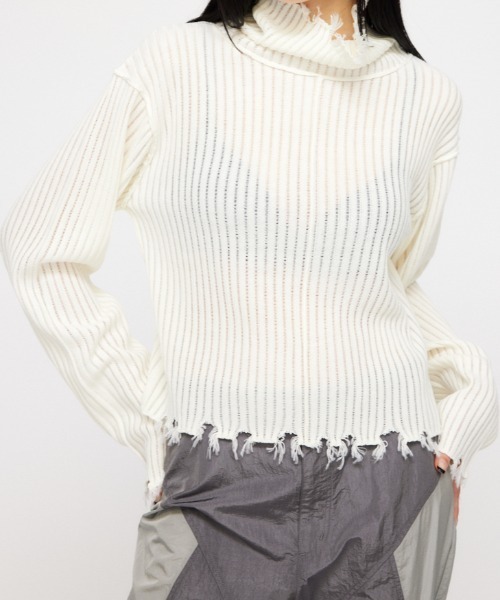 LAGUA GEM(ラグアジェム)の「LOOSEY タートルネック(ニット/セーター・レディース・イエロー/ホワイト/ライトグレー・FREE)」の8枚目の写真