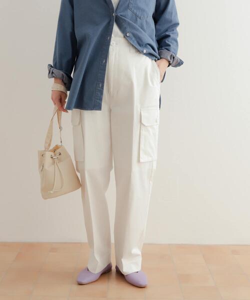 URBAN RESEARCH DOORS（アーバンリサーチドアーズ）の「センタープレスカーゴパンツ（カーゴパンツ・レディース・ネイビー/オフホワイト・MEDIUM/SMALL）」の6枚目の写真