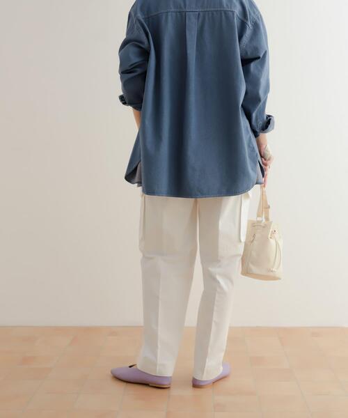 URBAN RESEARCH DOORS（アーバンリサーチドアーズ）の「センタープレスカーゴパンツ（カーゴパンツ・レディース・ネイビー/オフホワイト・MEDIUM/SMALL）」の11枚目の写真