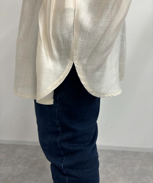 un dix cors(アンディコール)の「肩タックバンドカラーシャツ(シャツ/ブラウス・レディース・アイボリー/ベージュ/ネイビー/グリーン・FREE)」の22枚目の写真