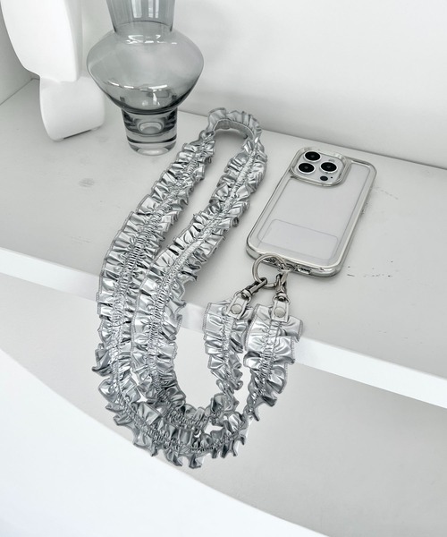 Me%(ミィパーセント)の「【ストラップシート付き】2SETフリルモバイルストラップ 111617(スマホグッズ・レディース・ブラック/ベージュ/アイボリー/シルバー・FREE)」の4枚目の写真