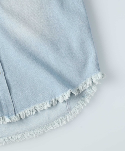 BACK NUMBER（バックナンバー）の「【BACK NUMBER】ダメージデニムシャツ（シャツ/ブラウス・レディース・ライトインディゴブルー・フリー）」の11枚目の写真