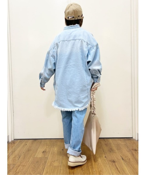 BACK NUMBER（バックナンバー）の「【BACK NUMBER】ダメージデニムシャツ（シャツ/ブラウス・レディース・ライトインディゴブルー・フリー）」の16枚目の写真