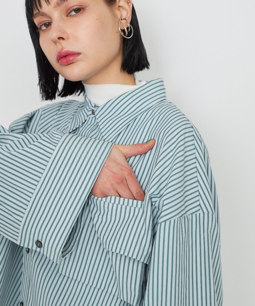 casane（カサネ）の「ドビーストライプワイドカフスシャツ（シャツ/ブラウス・レディース・グリーン/ピンク/ホワイト・FREE）」の4枚目の写真