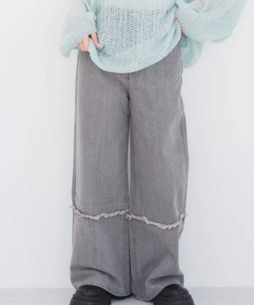 IROHANI（イロハニ）の「切り替えワイドデニムパンツ（デニムパンツ・レディース・ブラック/グレー・FREE）」の4枚目の写真